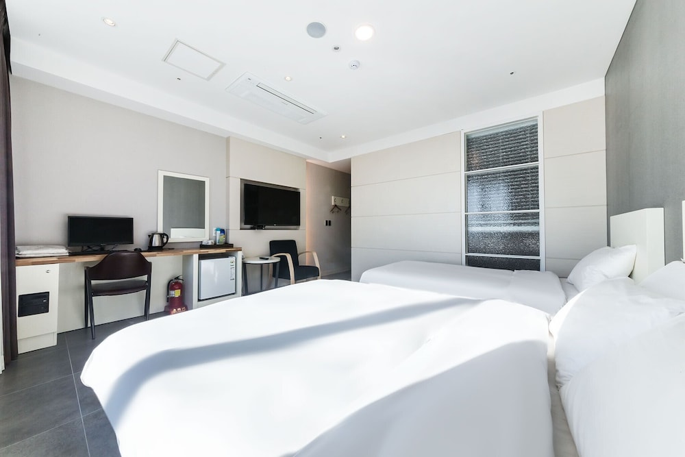 Incheon Hotel Bluemarine 13/50
