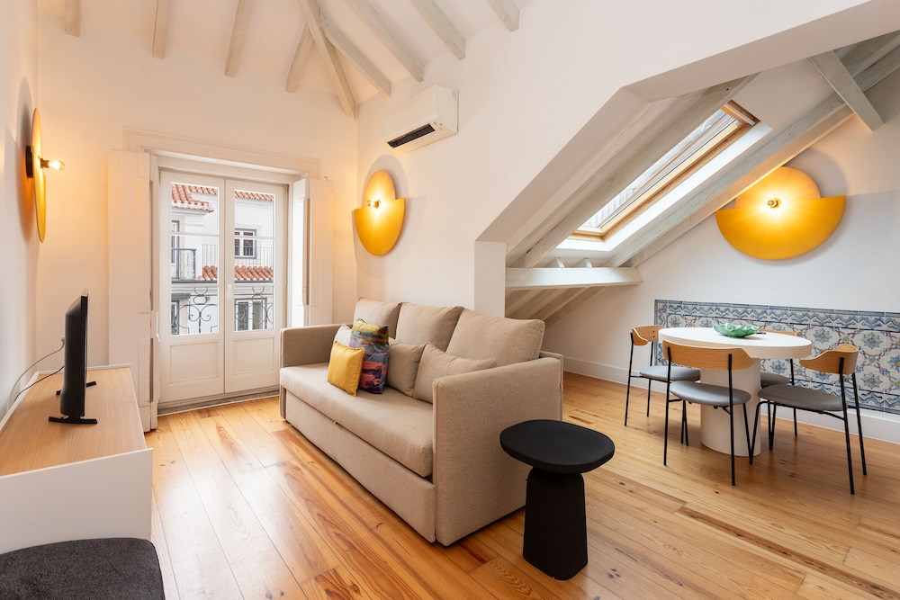 Casas da Baixa - Jules & Madeleine 35/50
