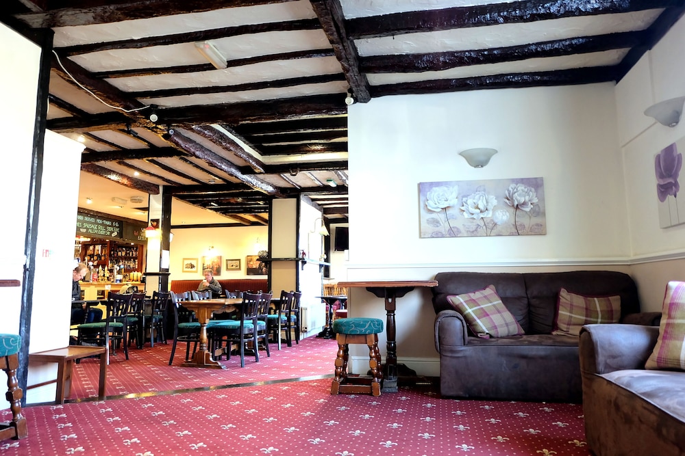 Ambrose Hotel 38/50