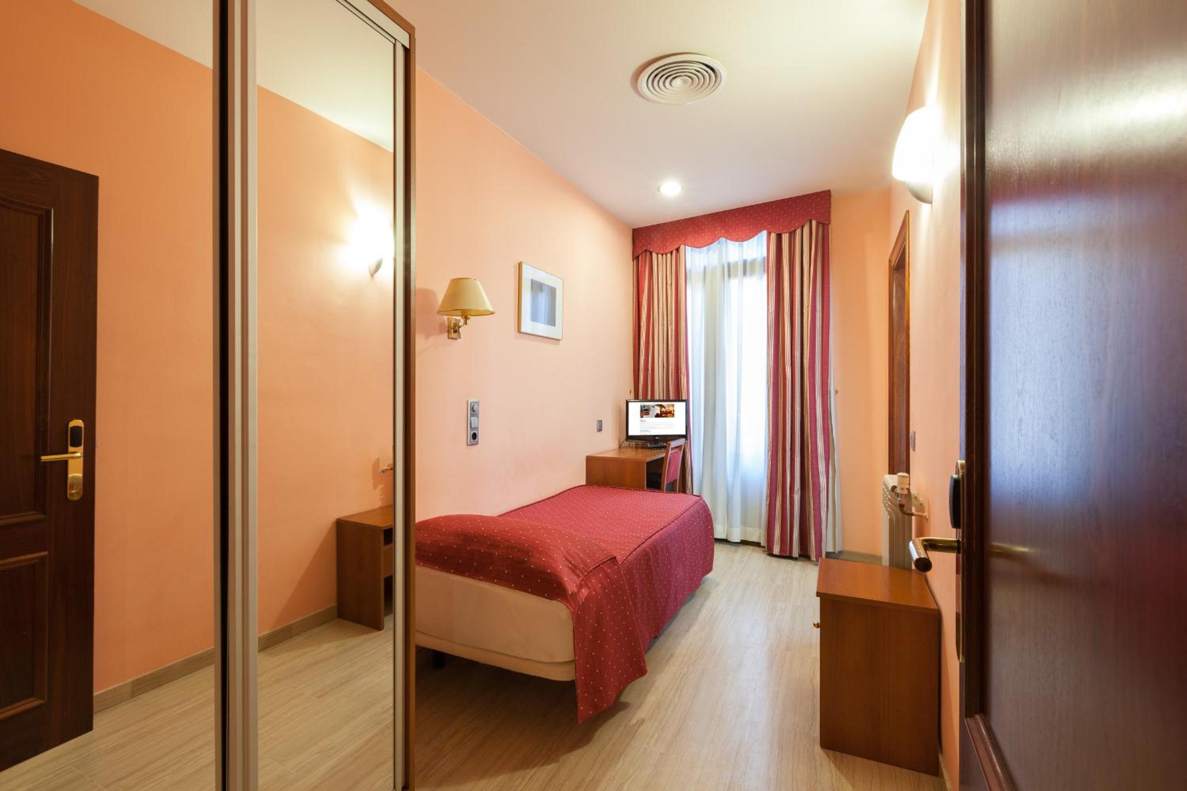 غرفة مفردة، Alba Hotel 4/14
