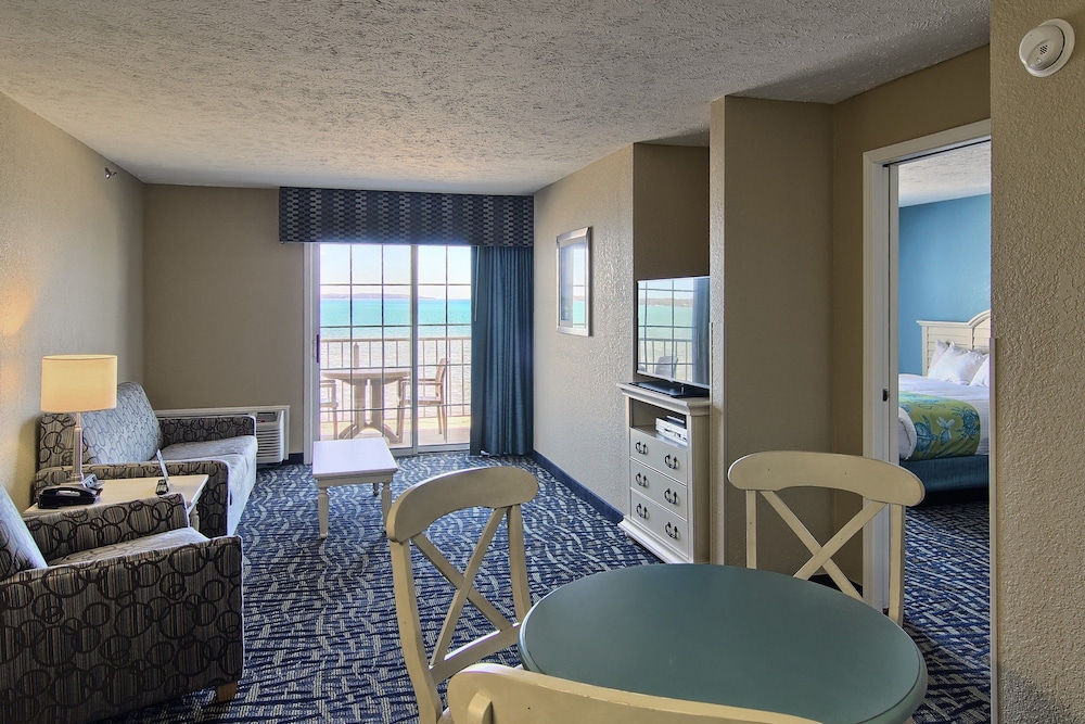 Grand Beach Resort Hotel 33/46