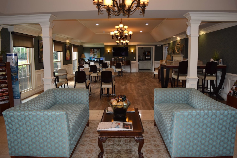 Best Western Spring Hill Inn & Suites 20/32