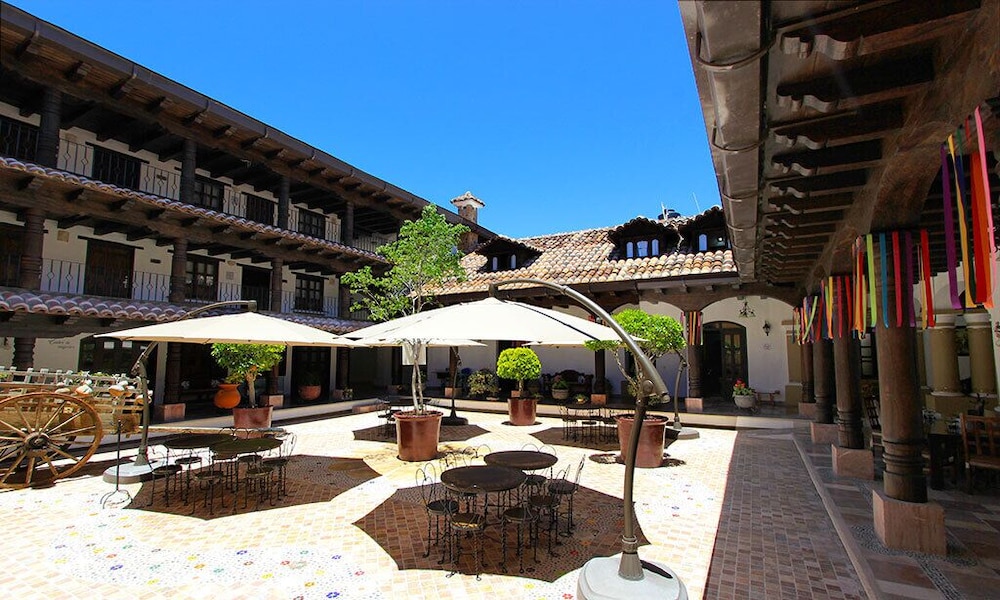 Plaza San Cristobal Inn 42/50