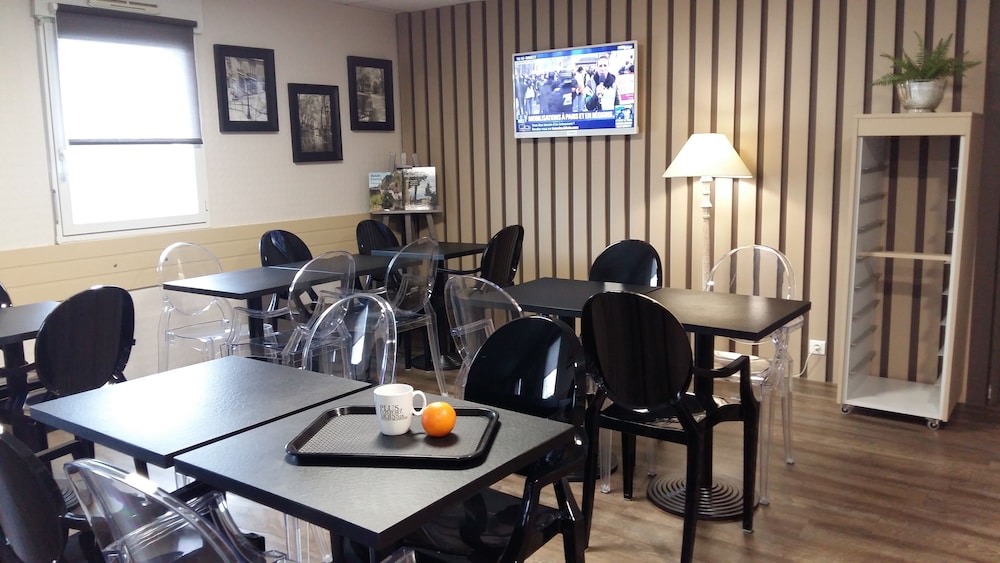 Hotel Kyriad Brive Ouest 36/59