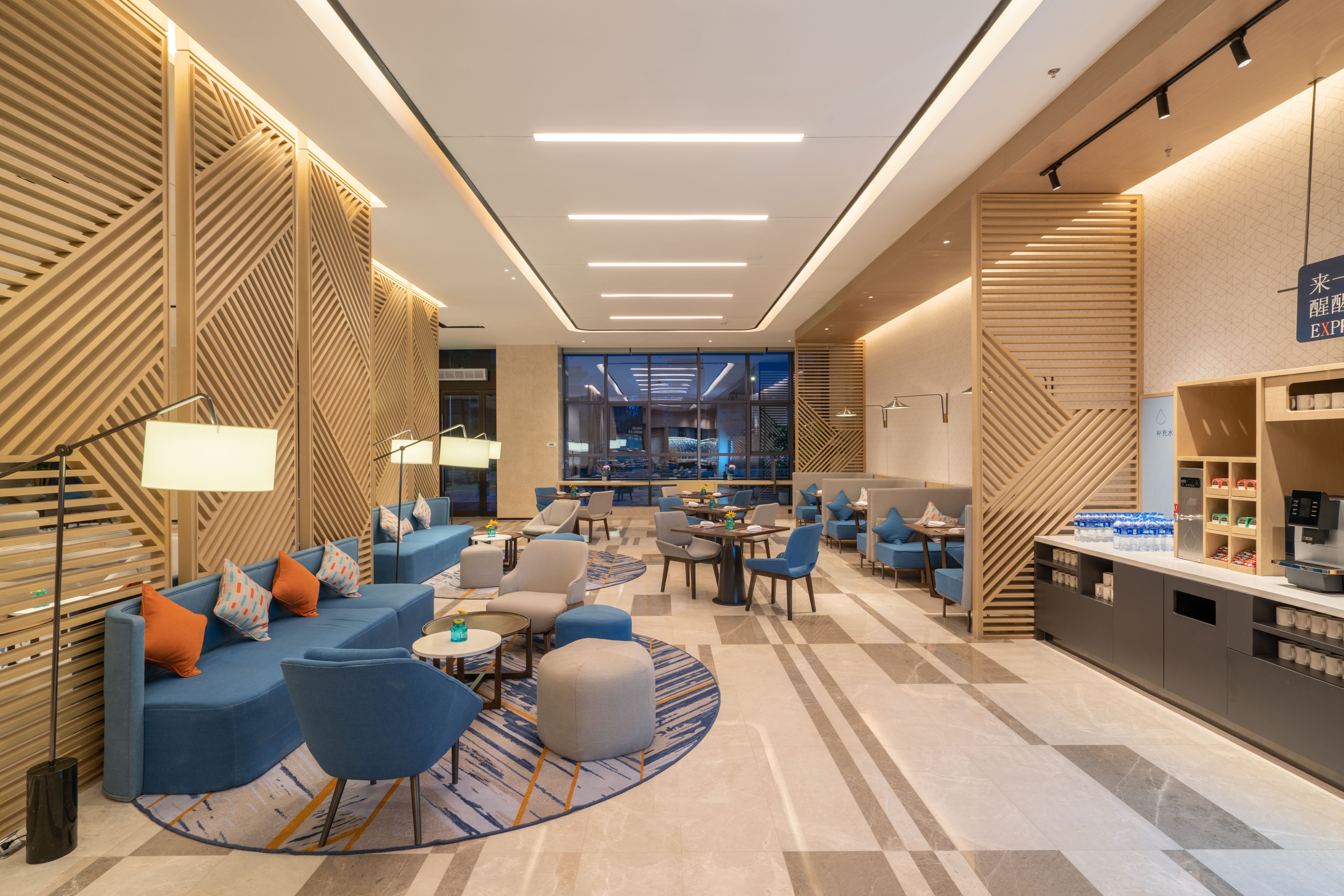 Holiday Inn Express Lanzhou New Area an IHG Hotel 32/45