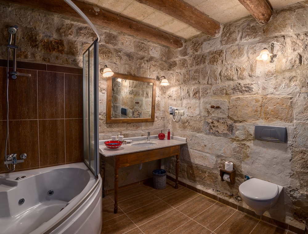 Hotel Temenni Evi 50/50