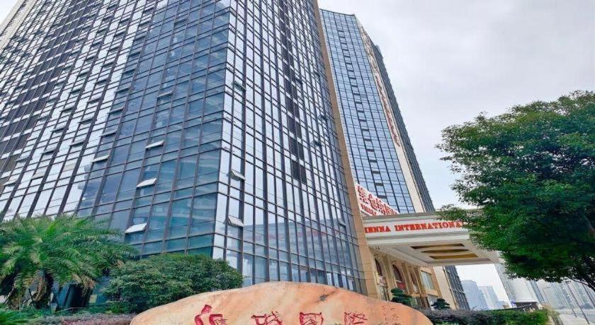 Vienna International Hotel (Chengdu Global Center New Convention & Exhibition) 6/47