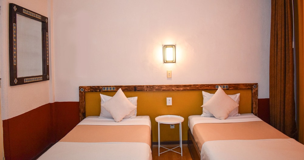 STANDARD, TWIN BEDS