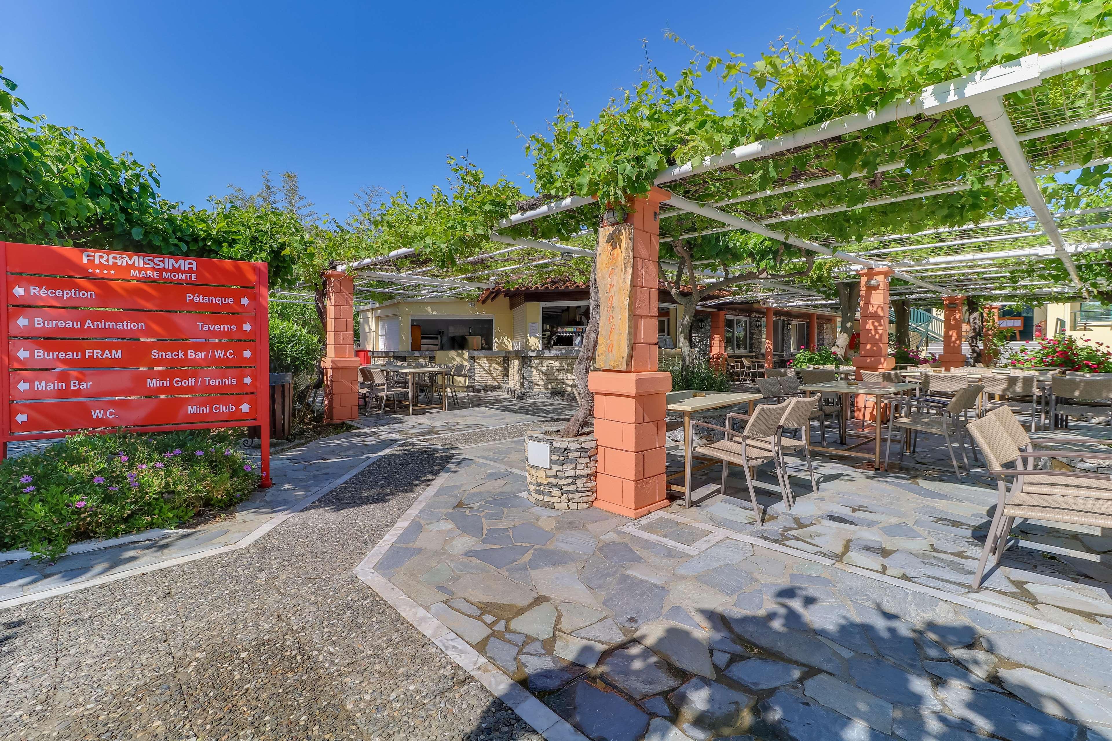 Mare Monte Beach Hotel 38/50