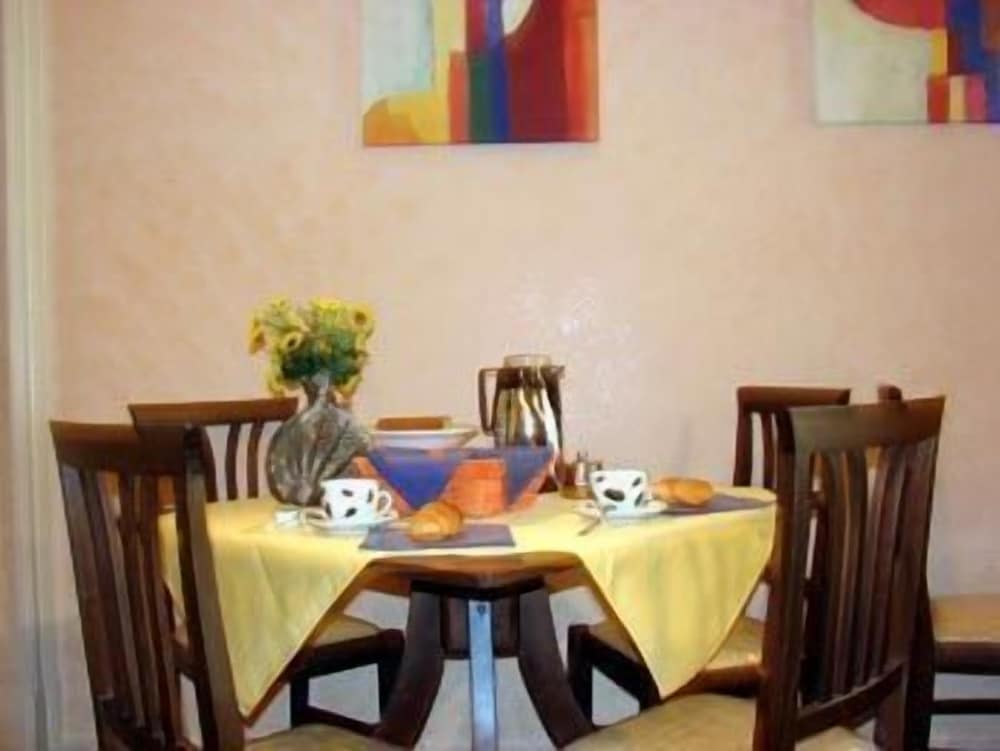 Teatro Bellini Bed Breakfast 25/35