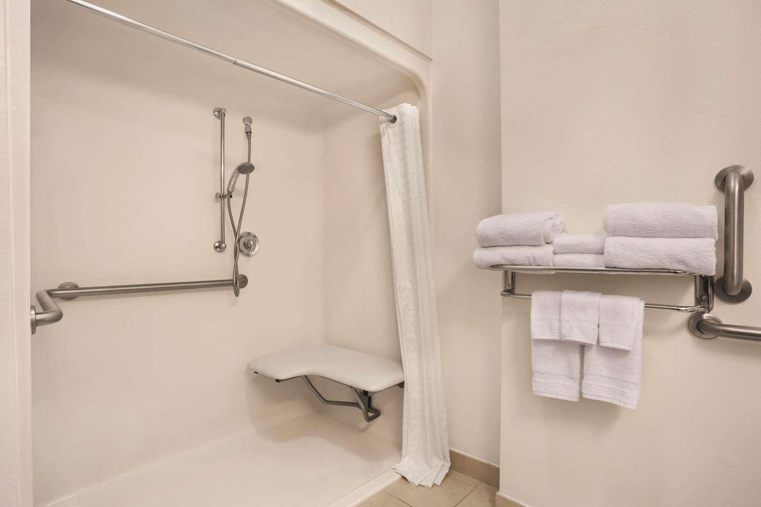 Country Inn & Suites By Radisson, Bowling Green, KY 12/12