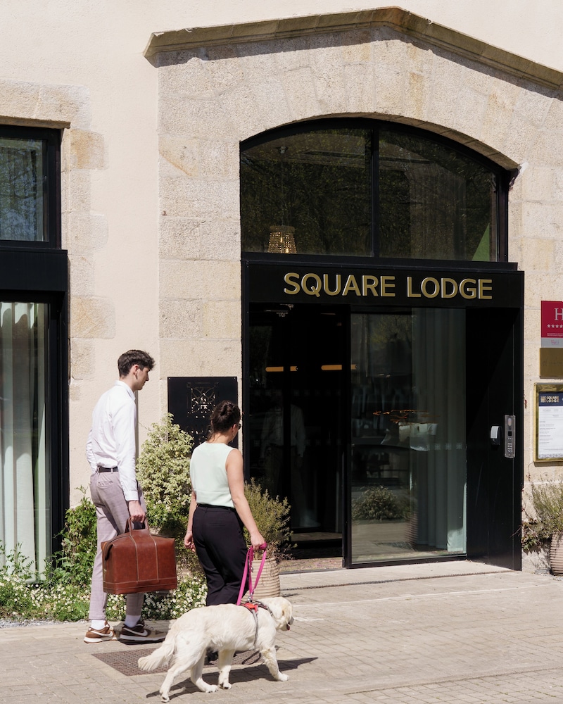 Square Lodge Hotel La Roche sur Yon - Handwritten Collection 3/46