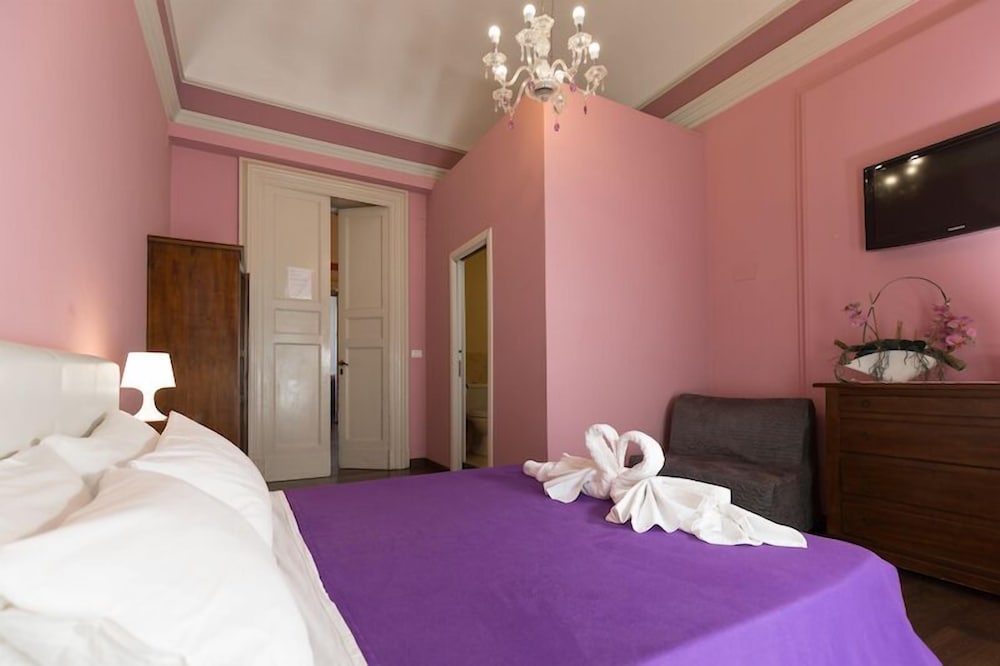 Teatro Bellini Bed Breakfast 7/35