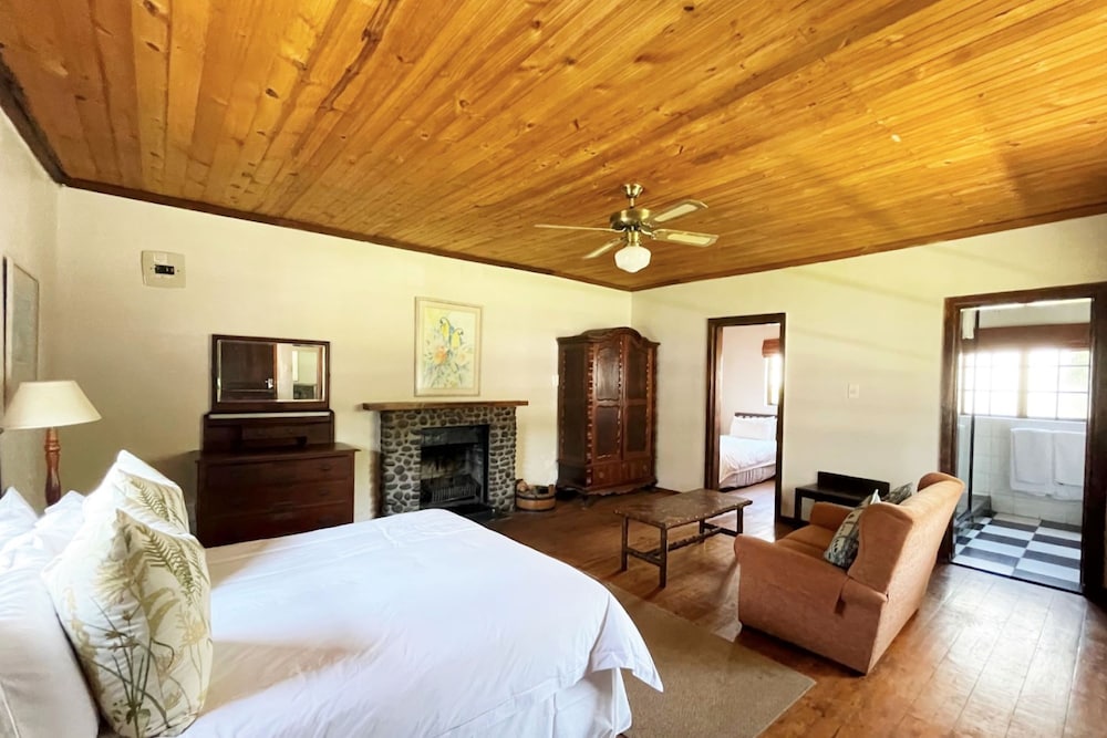 PREMIER HOTEL HIMEVILLE ARMS 6/50