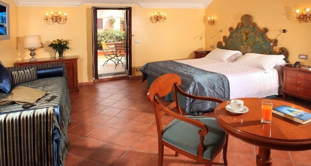 Mozart Hotel Rome 24/67