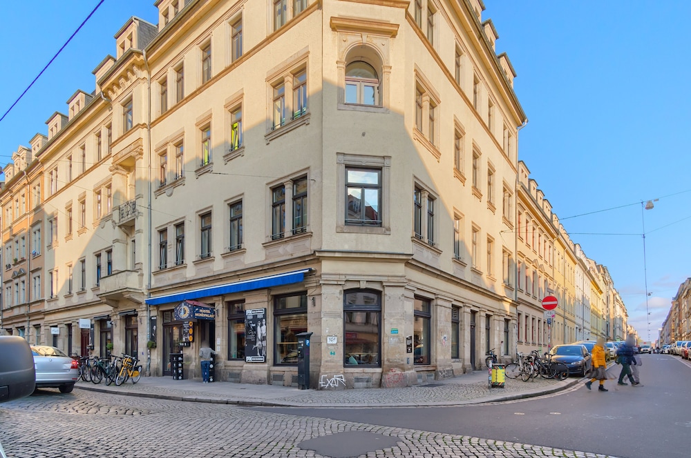 Hostel Mondpalast 65/73