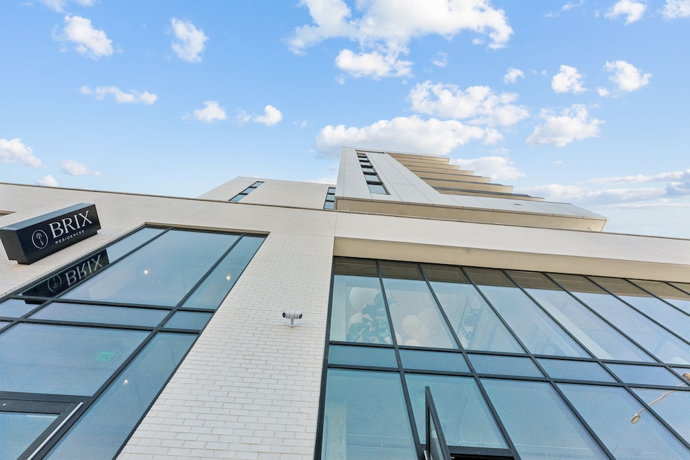 Placemakr Salt Lake City Downtown, Apartments by Hilton 1/50