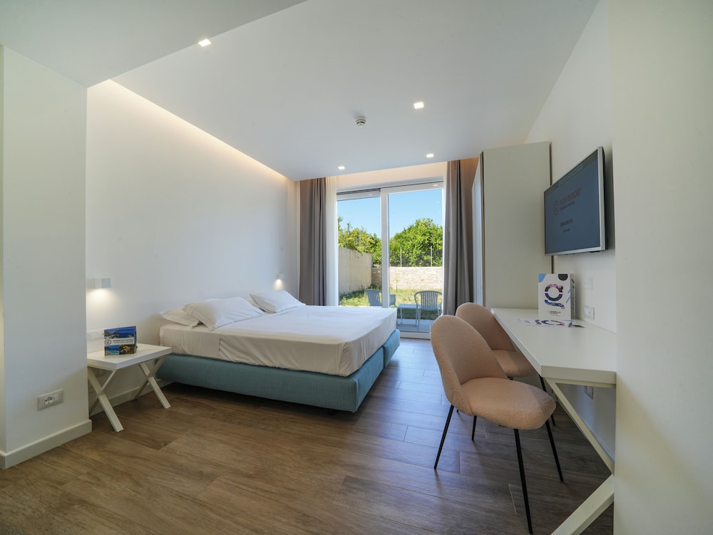 Rodi Resort 5/48