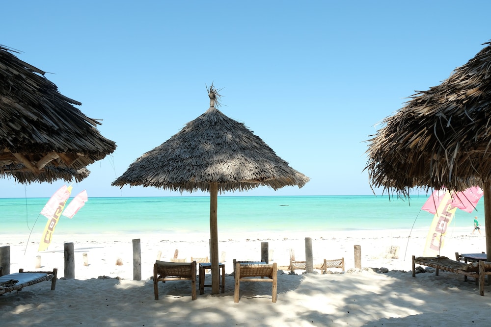 Dhow Inn Boutique Hotel 42/50