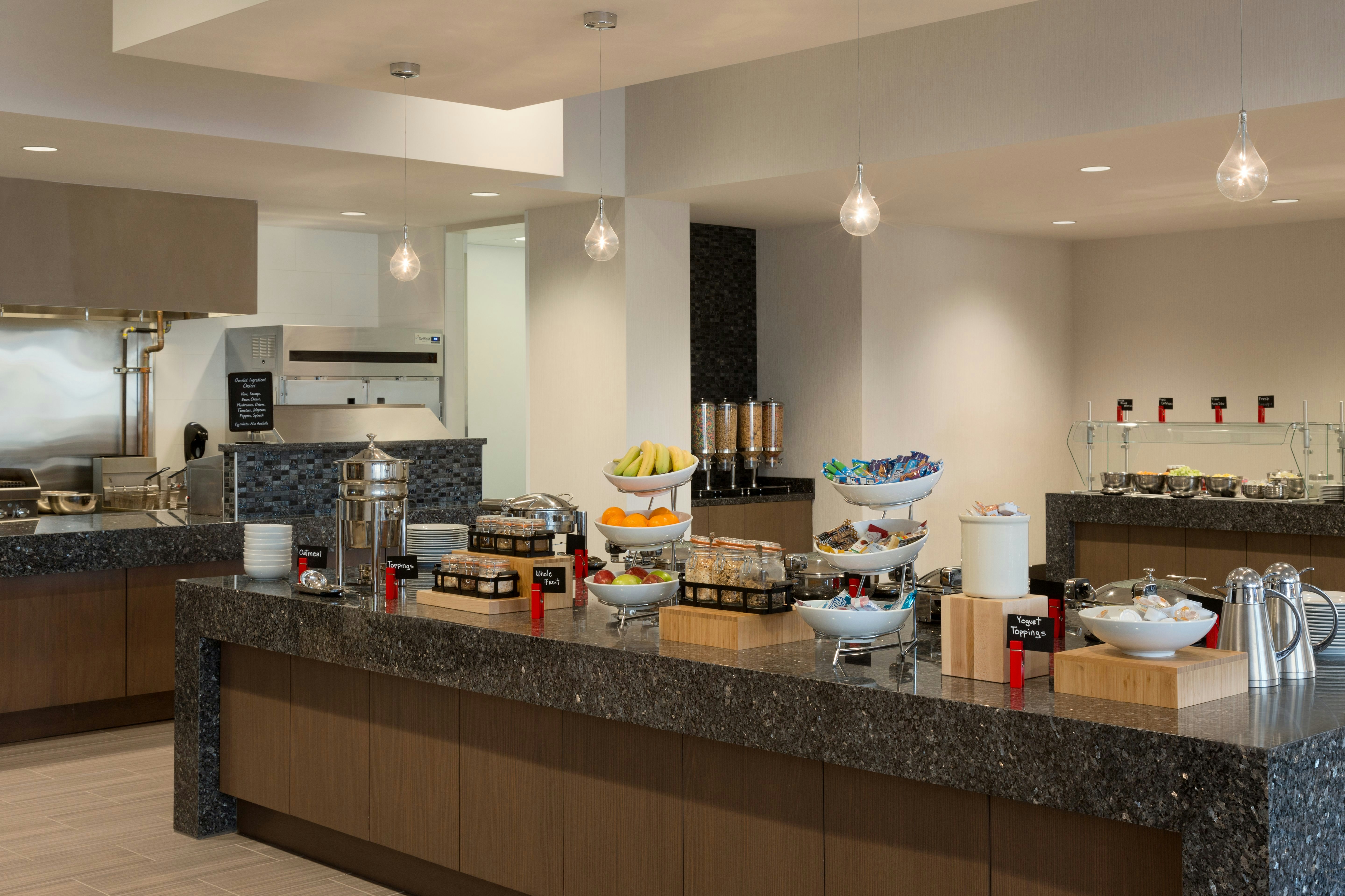 Embassy Suites By Hilton The Woodlands At Hughes Landing 8/19