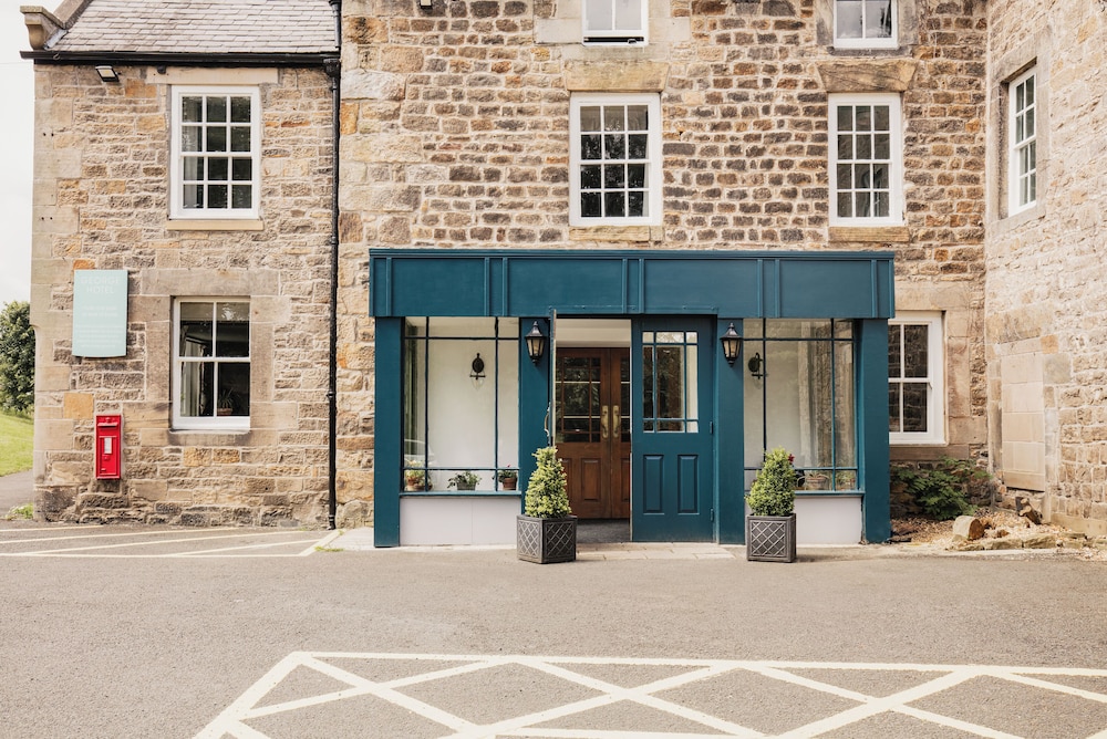 The George Hotel 3/46