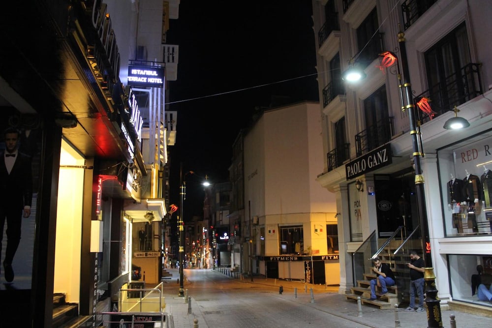 Istanbul Terrace Hotel 32/42