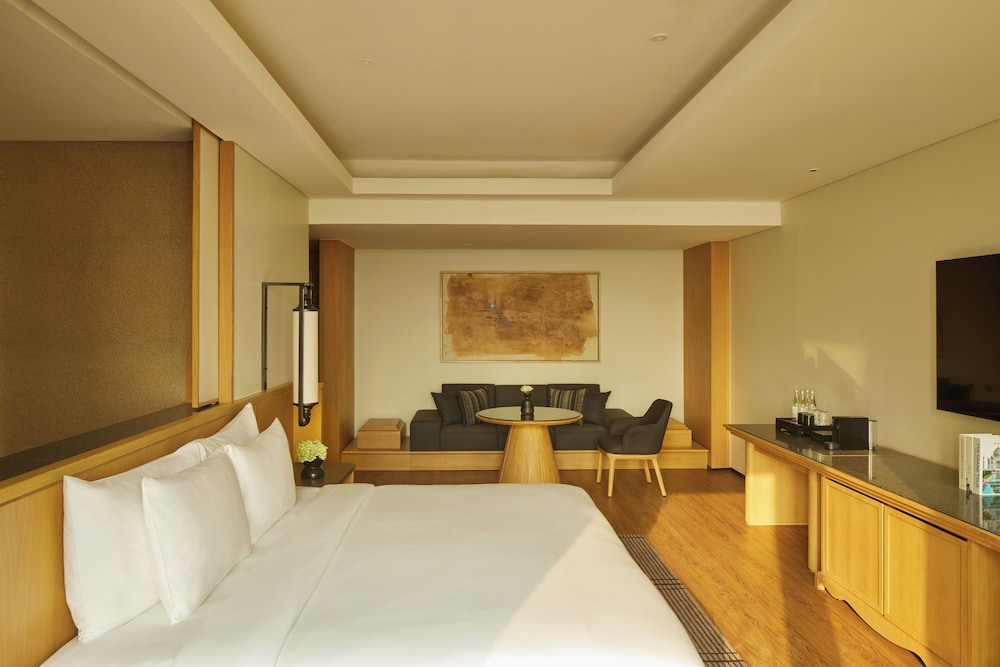 Hotel Tentrem Jakarta 9/50