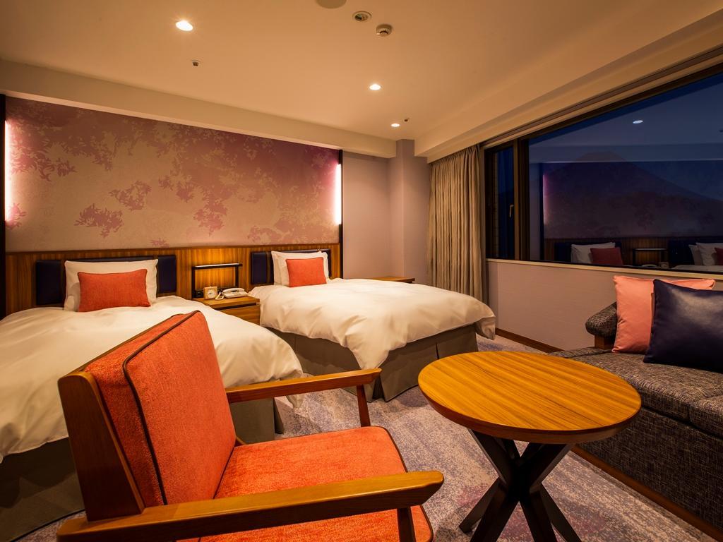 Semi Room, Deluxe, 2 Semi Double Beds, Mountain View