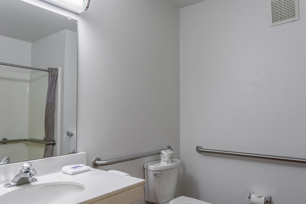 Motel6 Redmond, OR 35/39