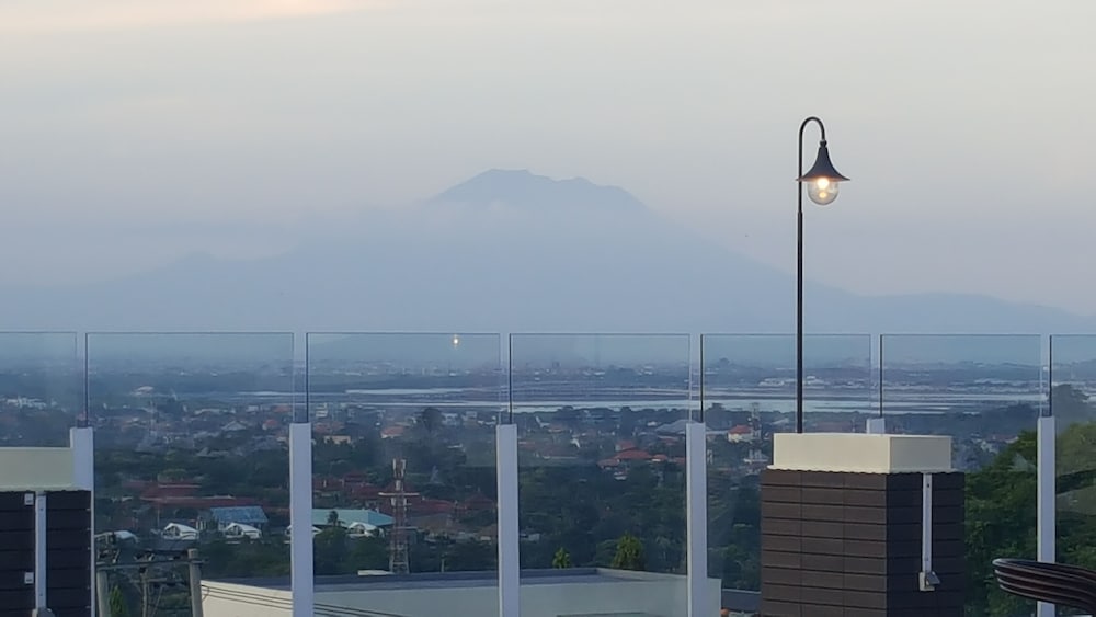 The Sintesa Jimbaran 10/75