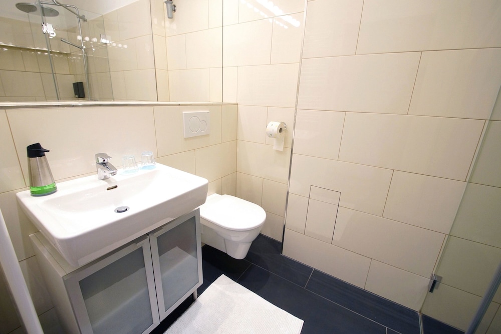 7Th Heaven Vienna Center Apartments 42/44