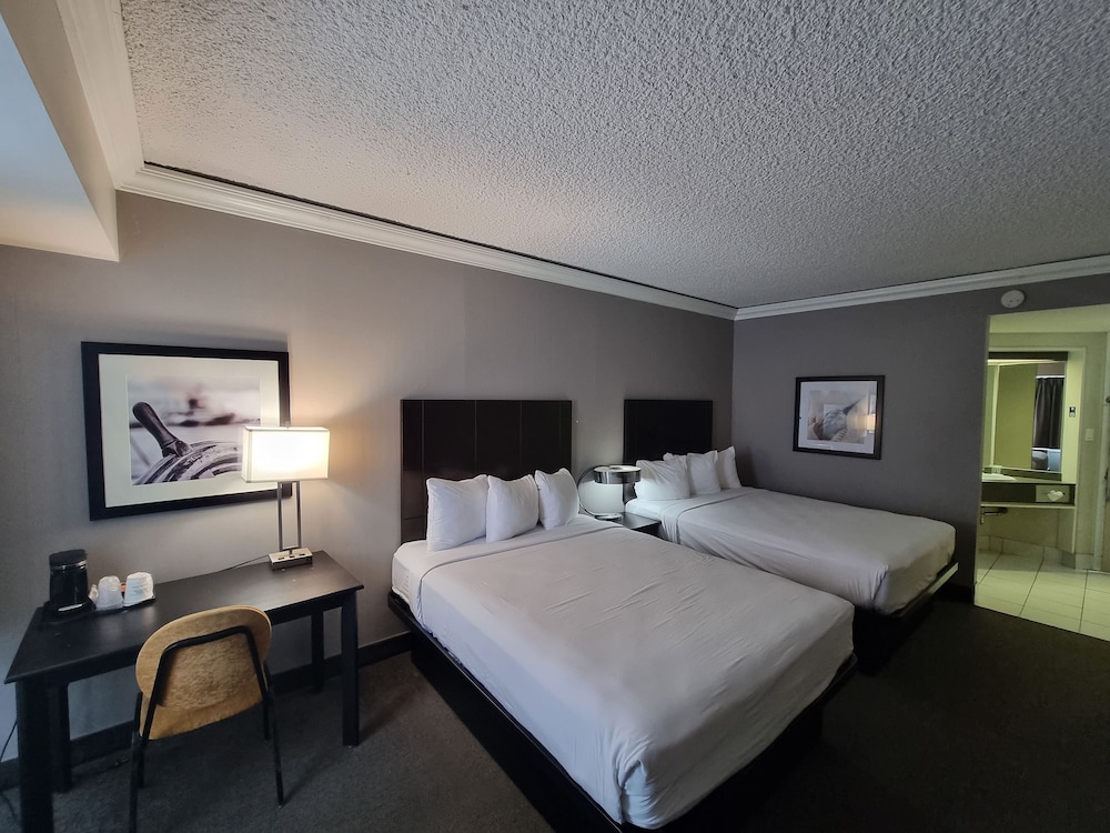 غرفة بسريرين كوين، Travelodge by Wyndham Trois-Rivieres 3/7