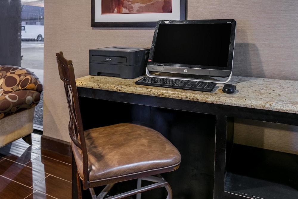Ramada By Wyndham Odessa Near University Of Texas Permian 32/39