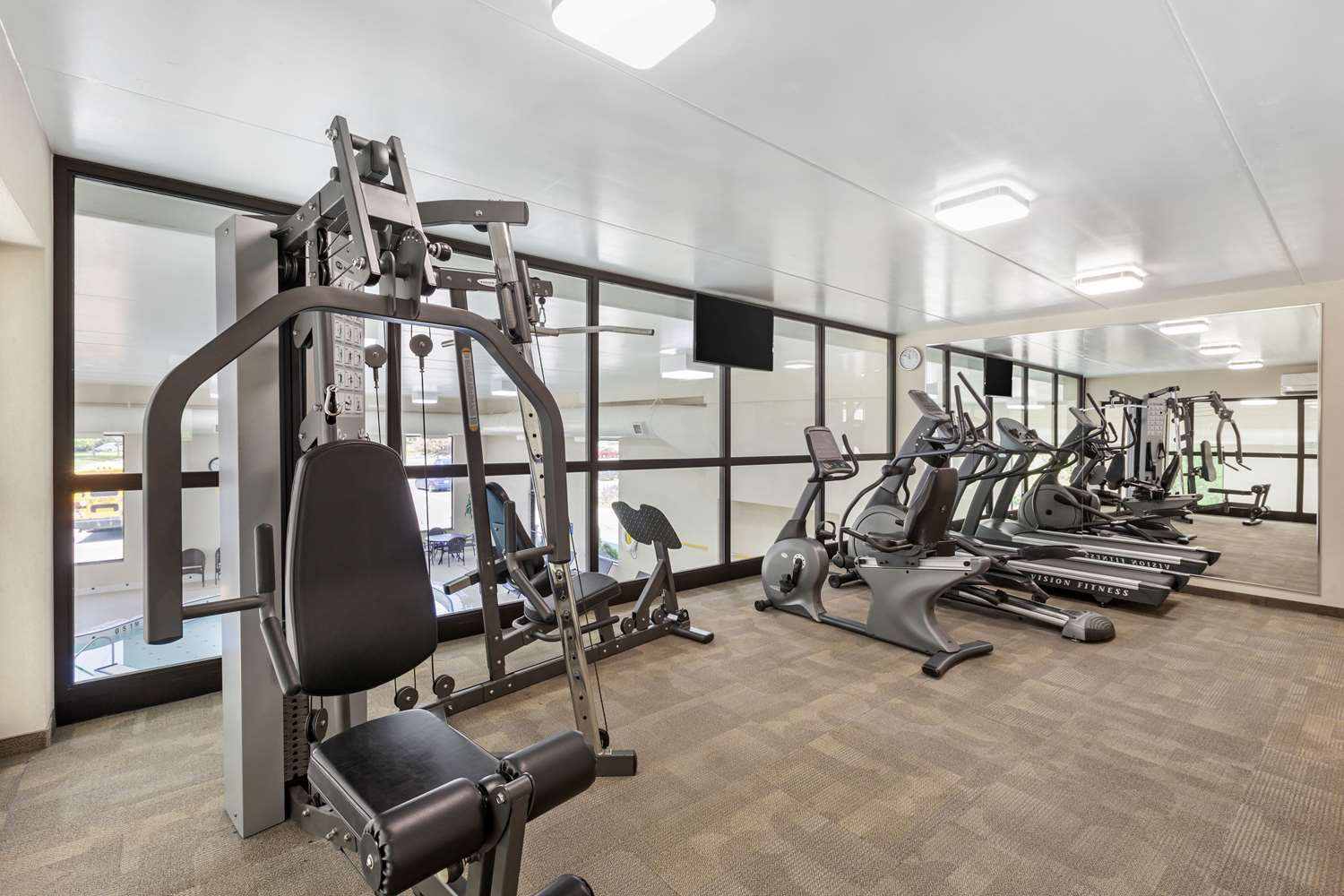 Best Western Plus Cobourg Inn and Convention Centre 5/8