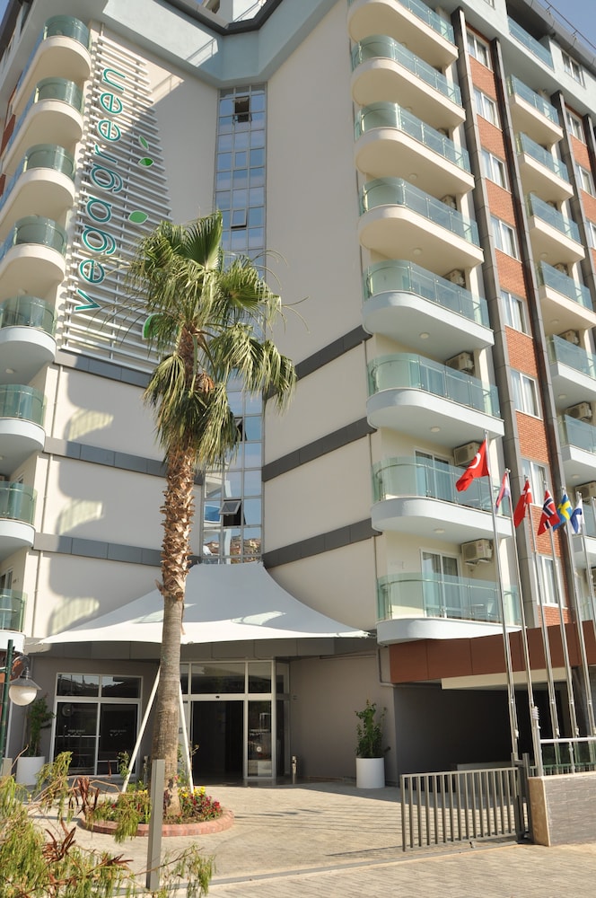 Vega Green Apart Hotel 38/42