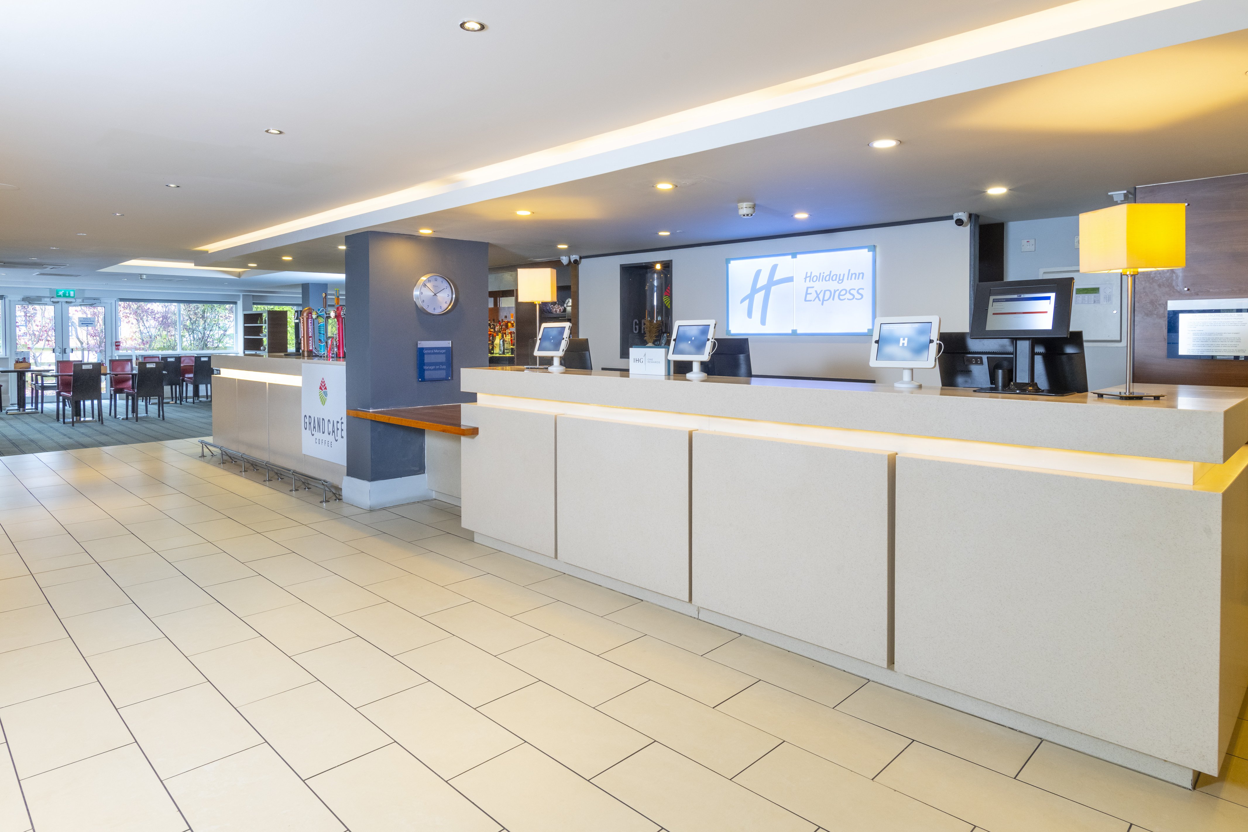 Holiday Inn Express Northampton - South, an IHG Hotel 6/64