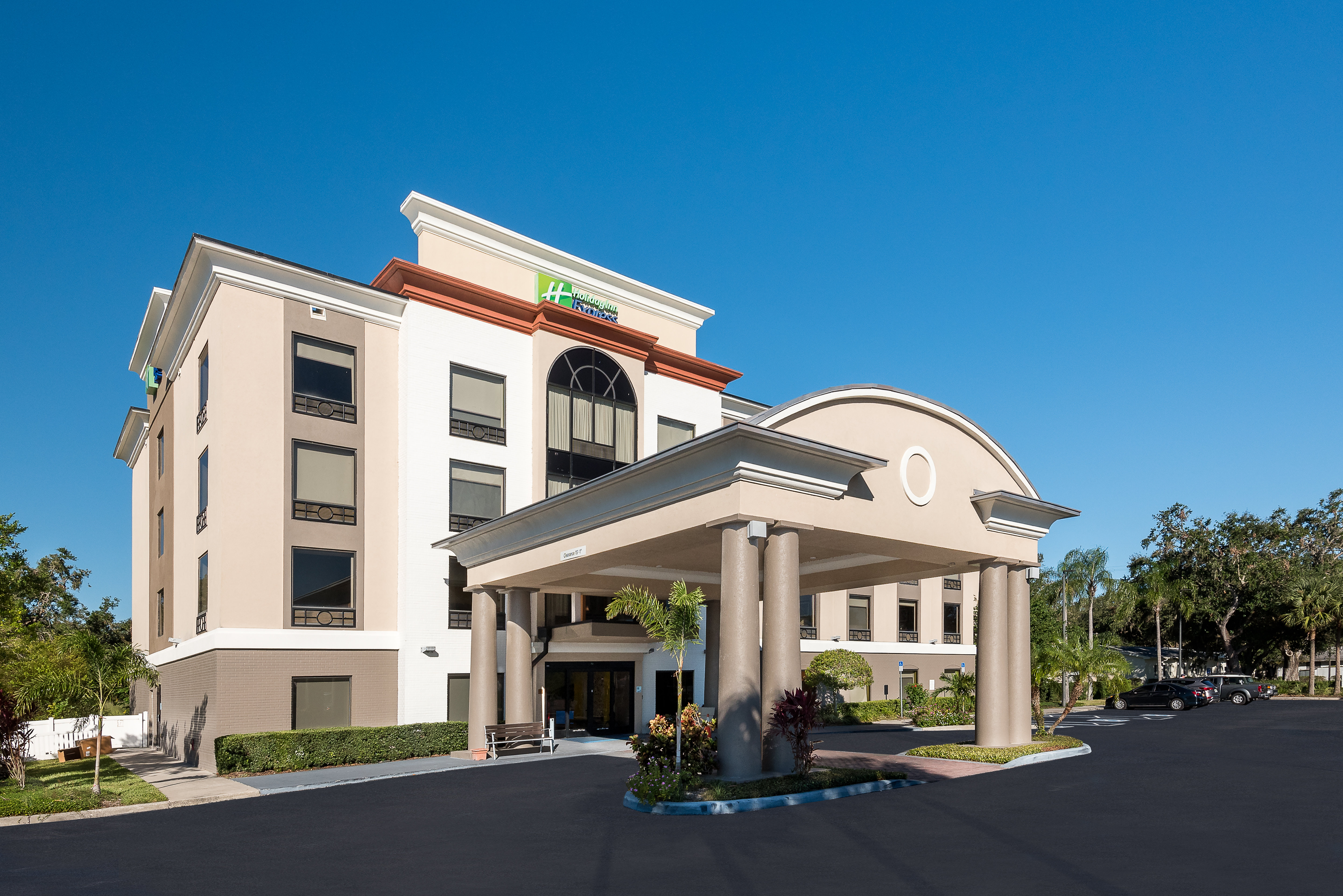 Holiday Inn Express Hotel And Suites Bartow 11/57