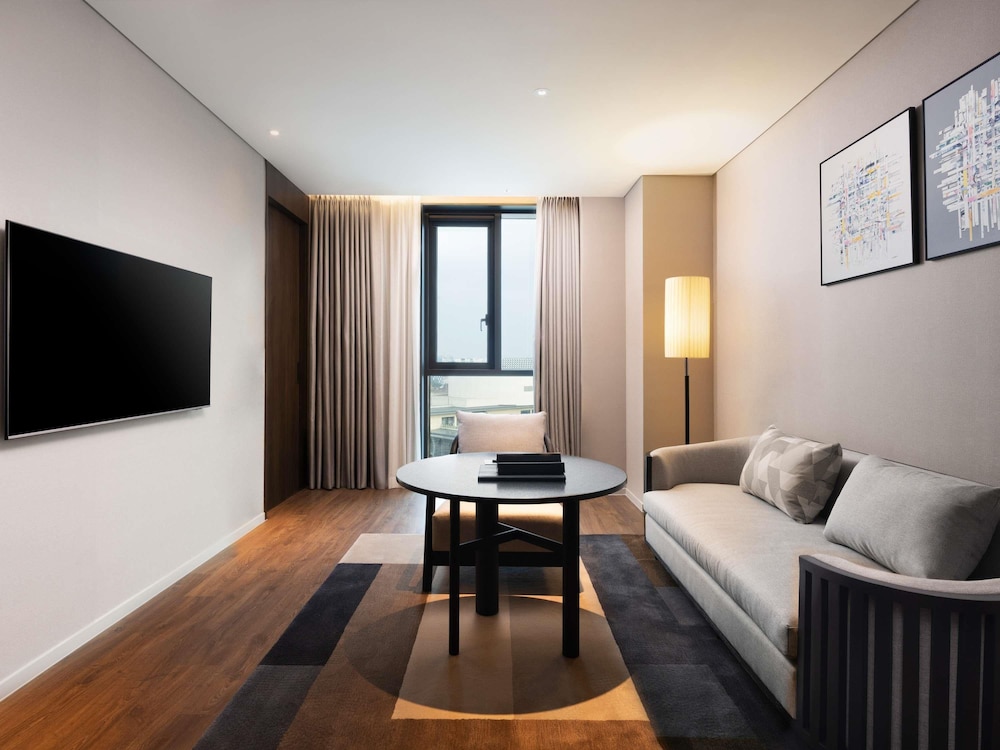 Mercure Ambassador Seoul Magok 46/67