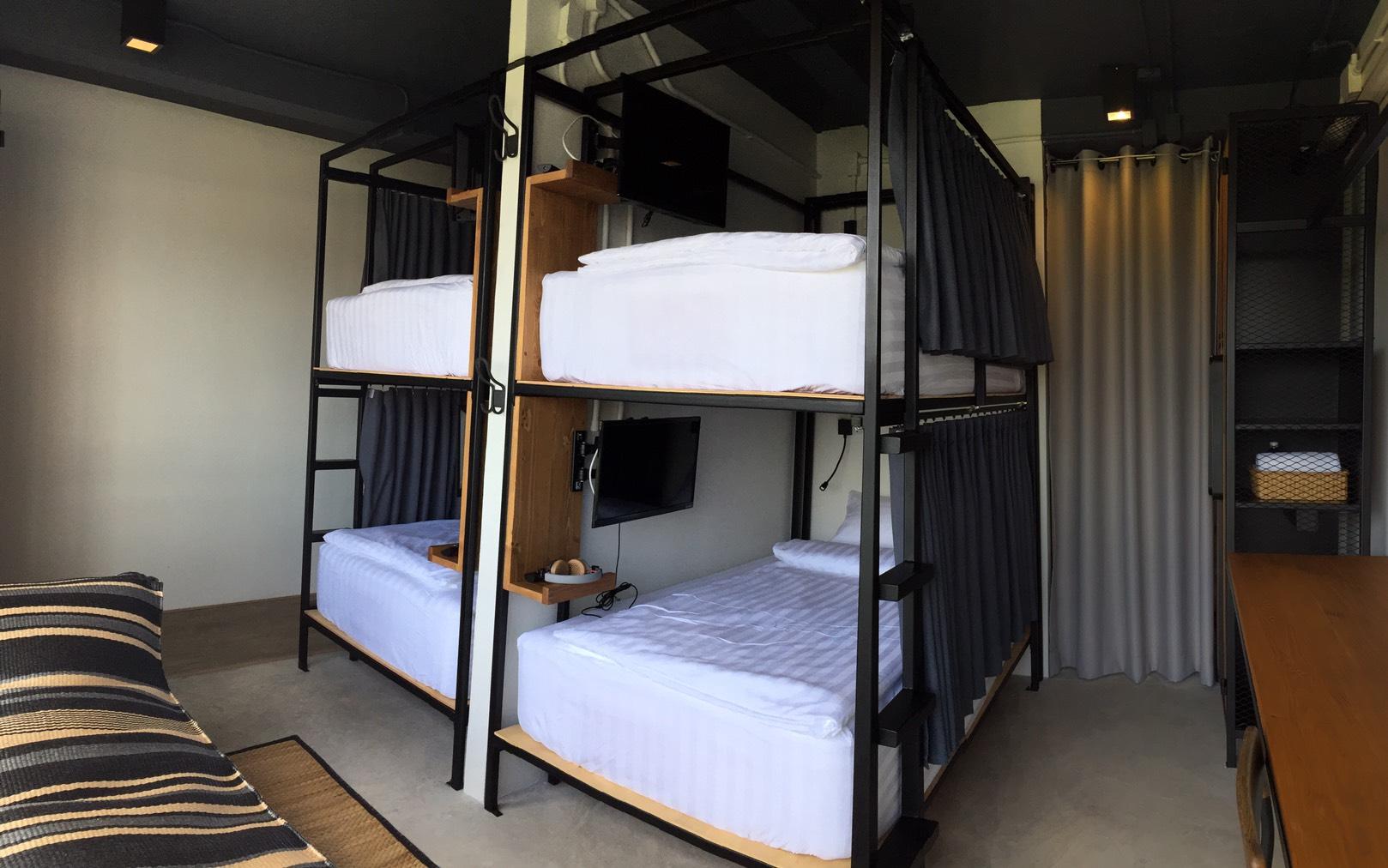 Room, 12 Beds, Private Bathroom