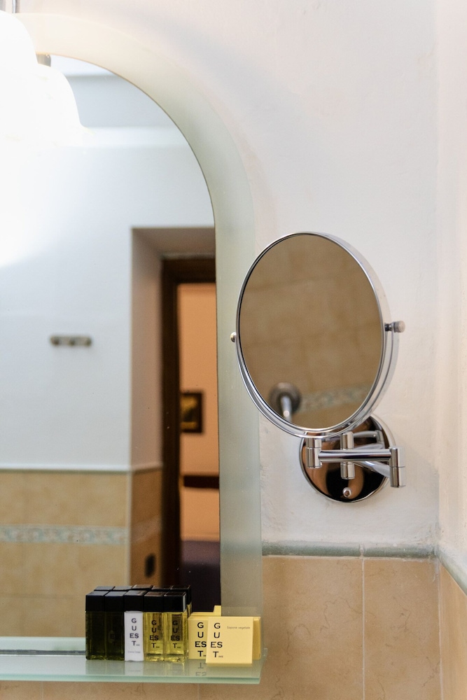 Hotel Villa de Pasquale 9/54