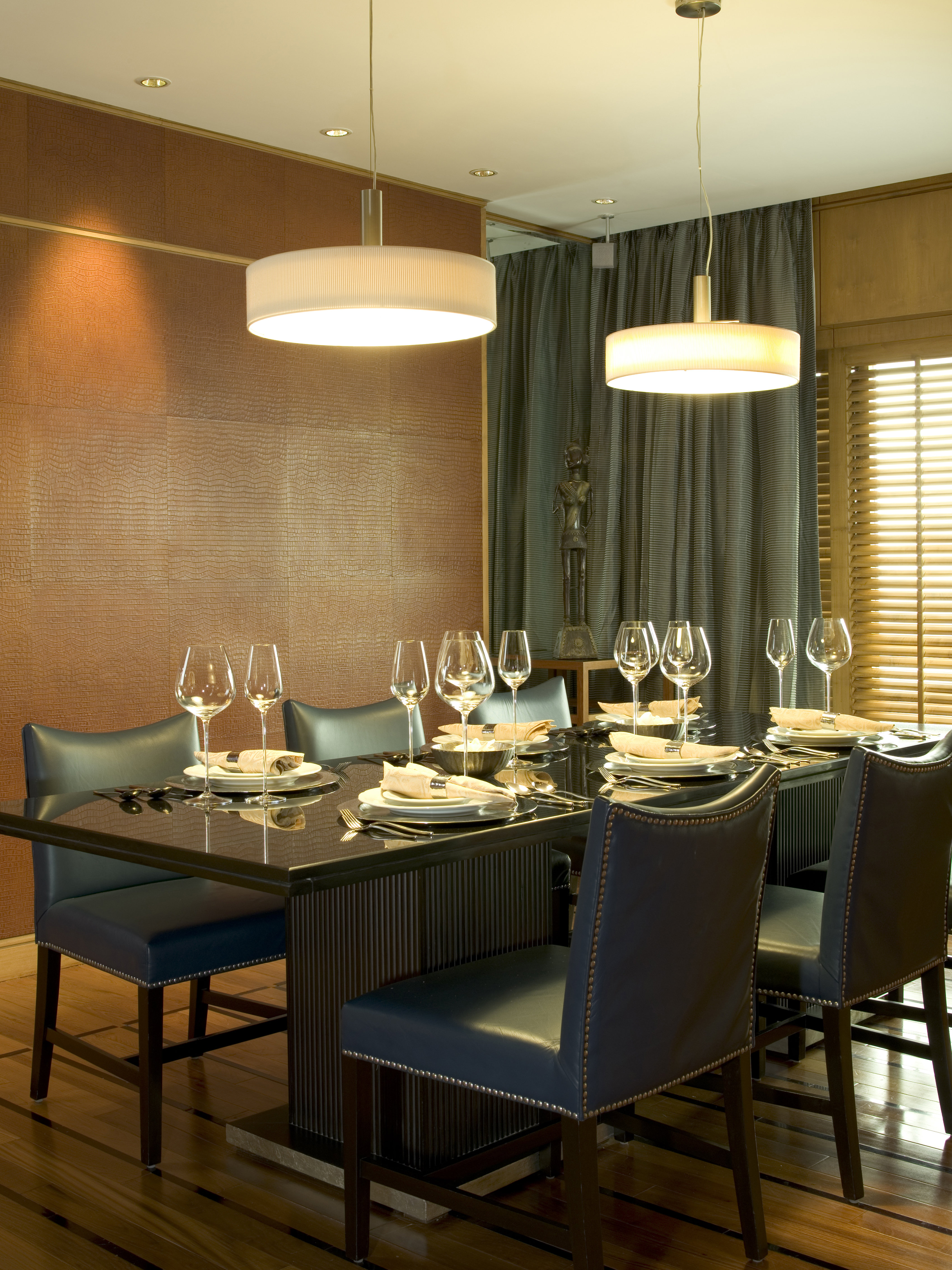 TAJ LANDS END 64/84