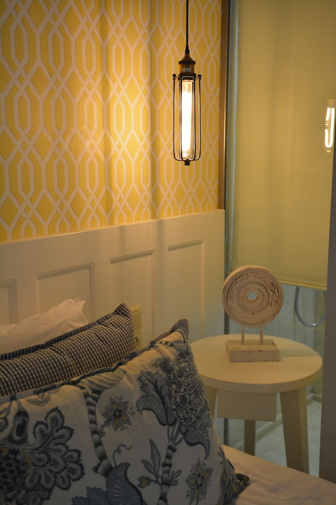 Candia Suites And Rooms 33/49