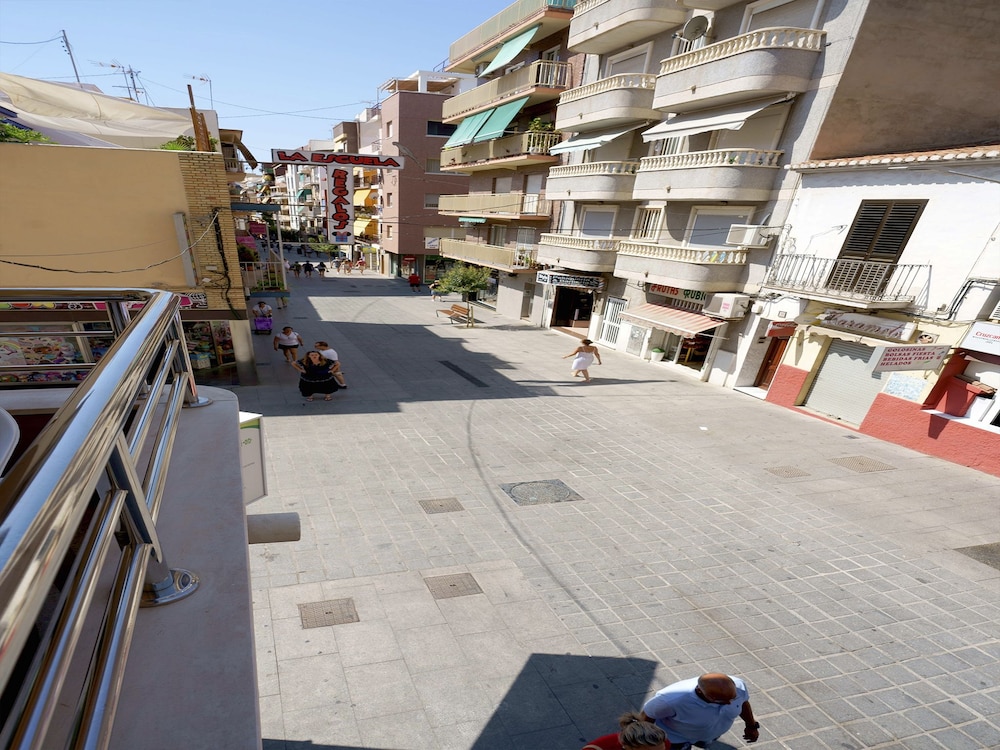 Hostal Anna Benidorm 18/34