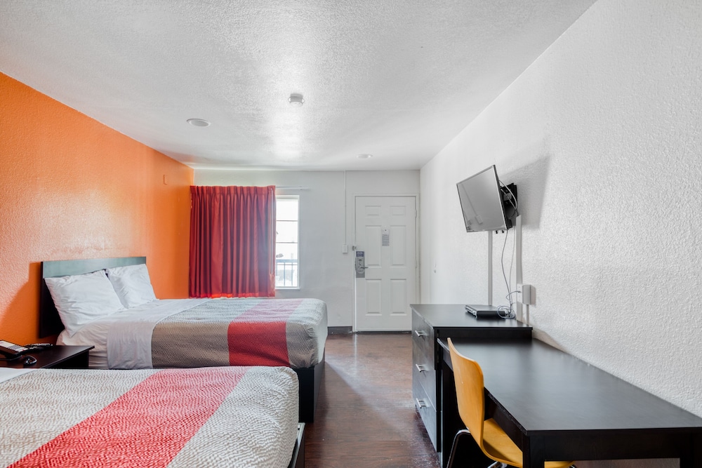 OYO Hotel Baton Rouge East I-12 Louisiana 31/52