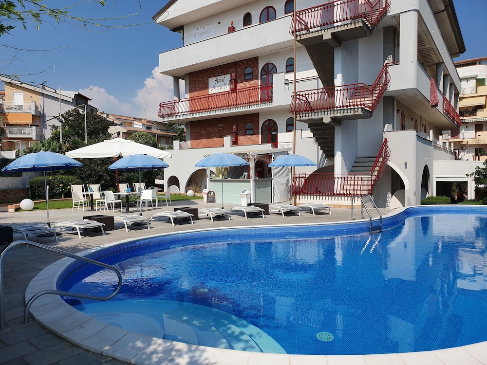 Hotel Alexander in GIARDINI NAXOS