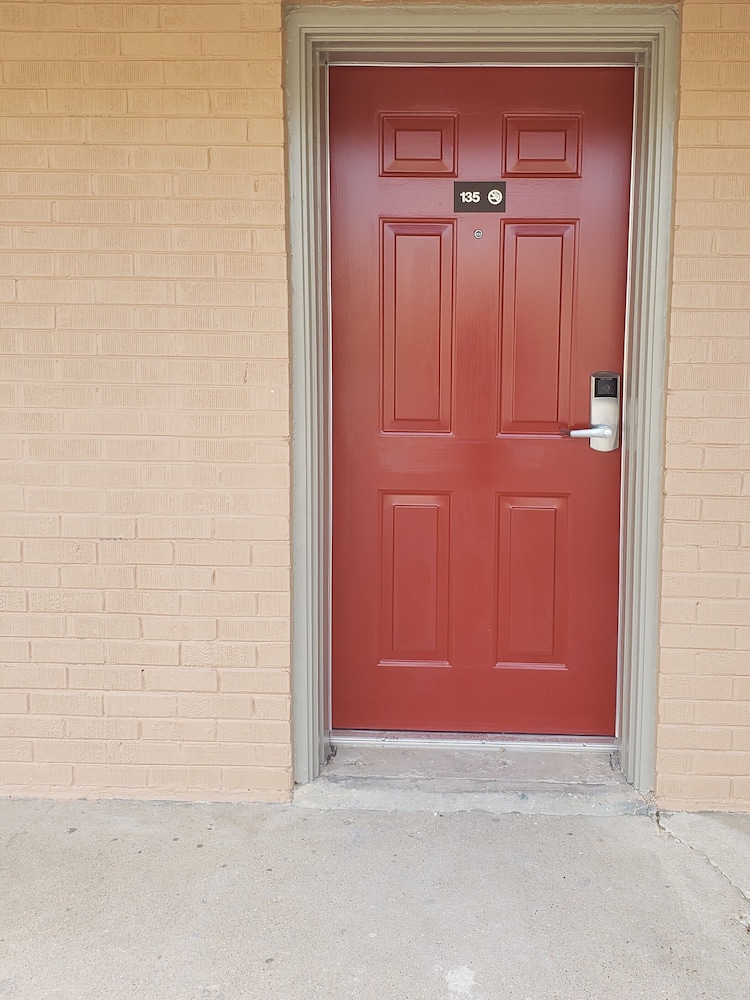 Budget Inn & Suites 29/56