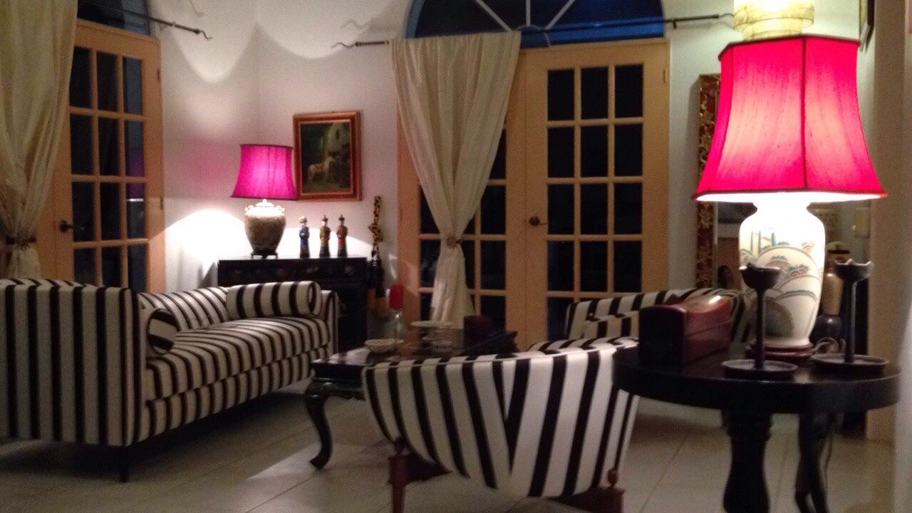 Almafada Villa 7/18