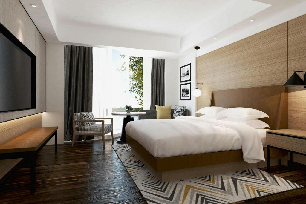 1 Bedroom, Ambassador, Suite, King Bed