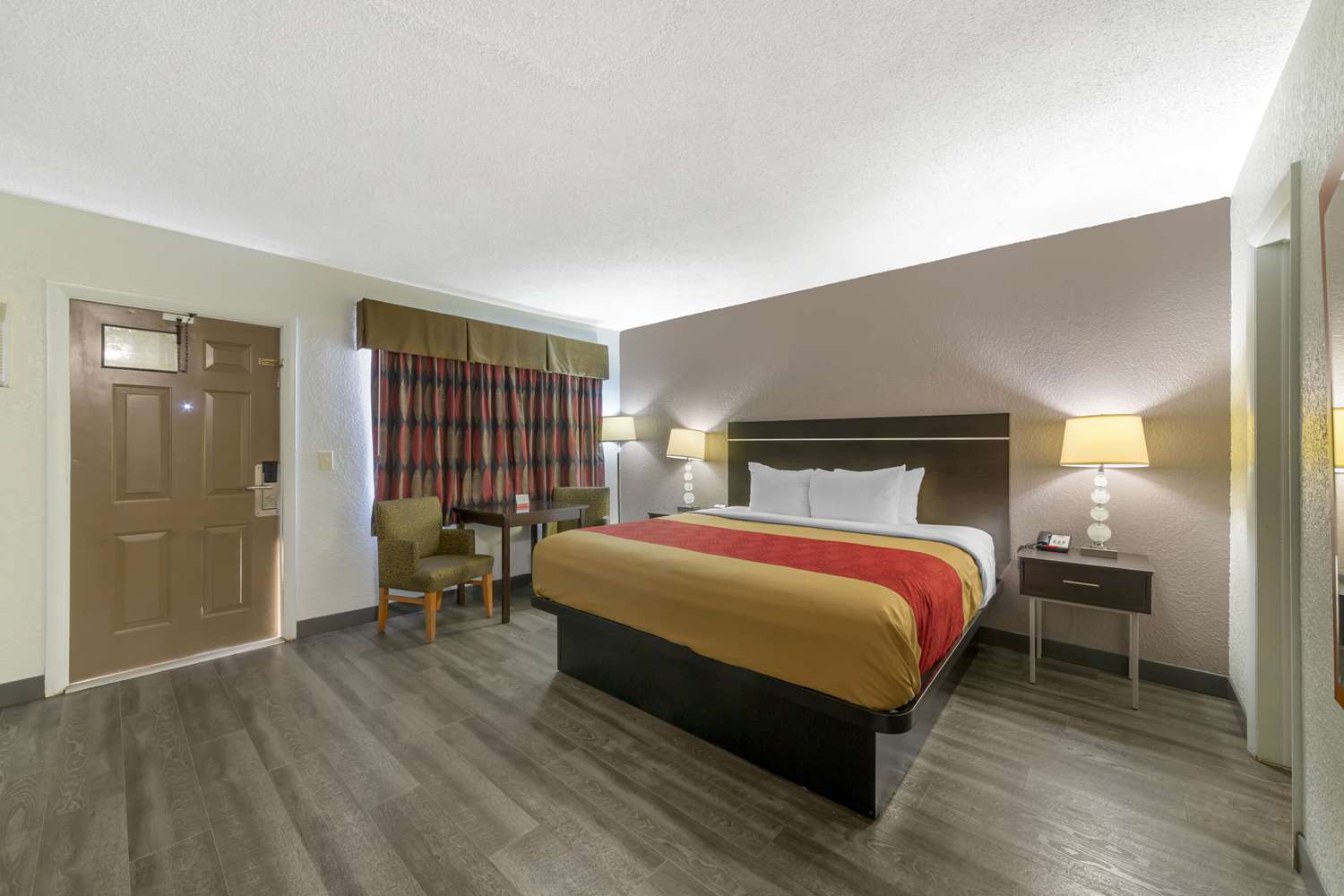 Fort Lauderdale Gardens Inn & Suites 6/14