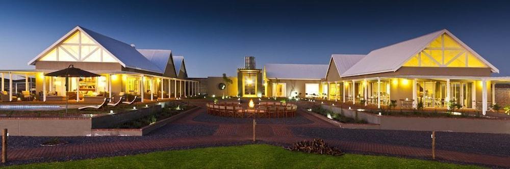 Africa Safari Lodge 25/34